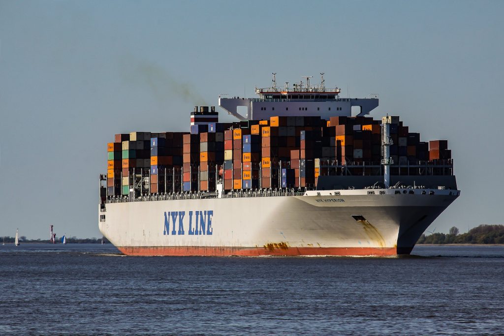 container ship 2893480 1920